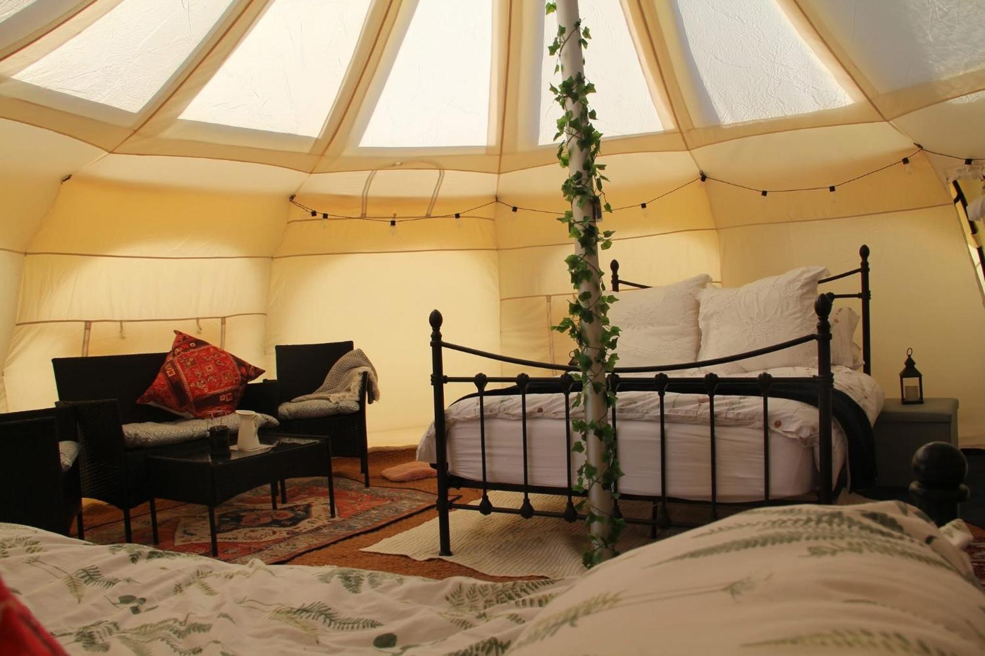 Tal-Y-Fan Farm 6M Stargazer Tent Bridgend  Εξωτερικό φωτογραφία